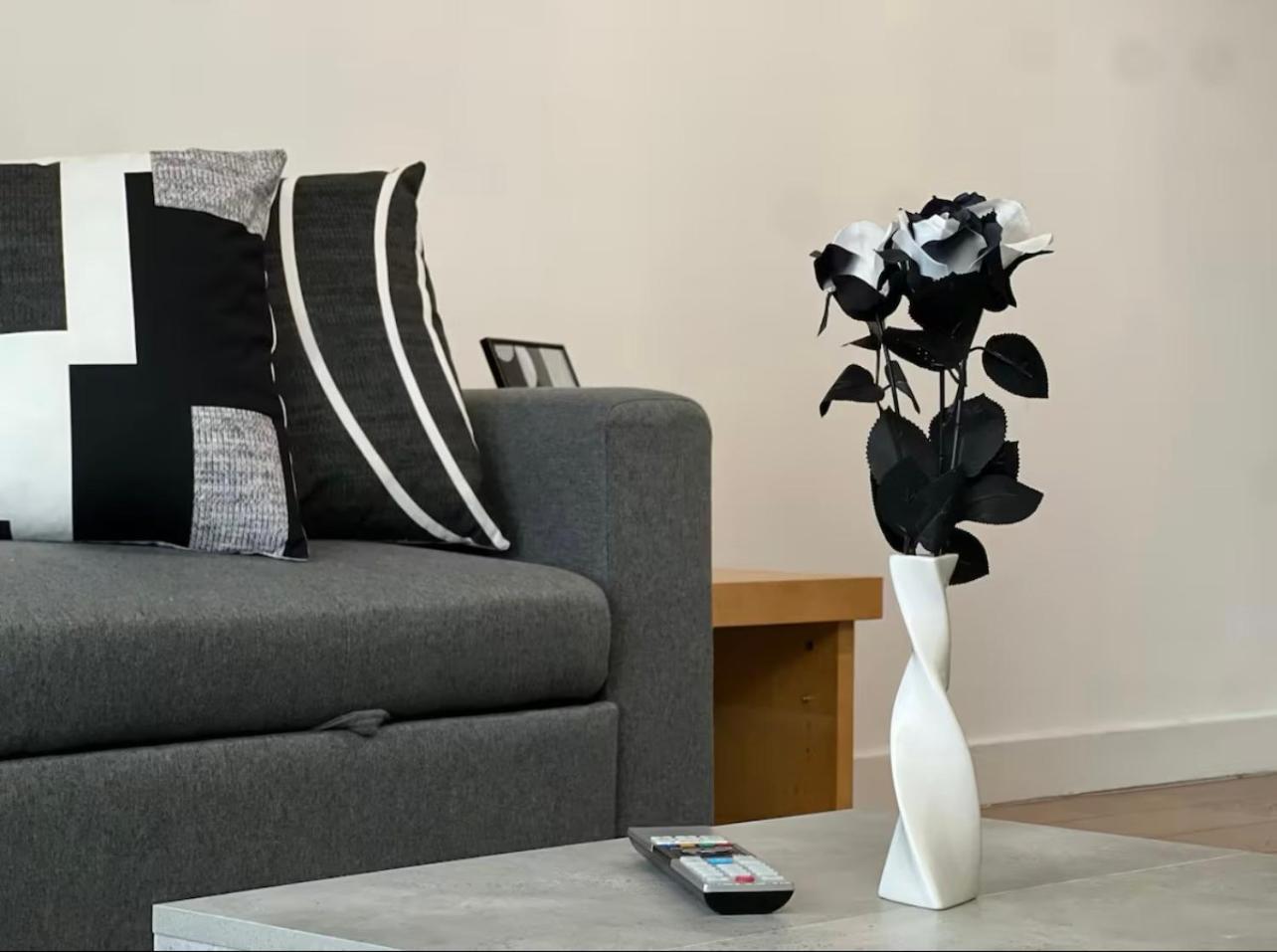 Penthouse Gem, Central, Scenic Views, Stylish, Modern, City Centre 2Br シェフィールド エクステリア 写真