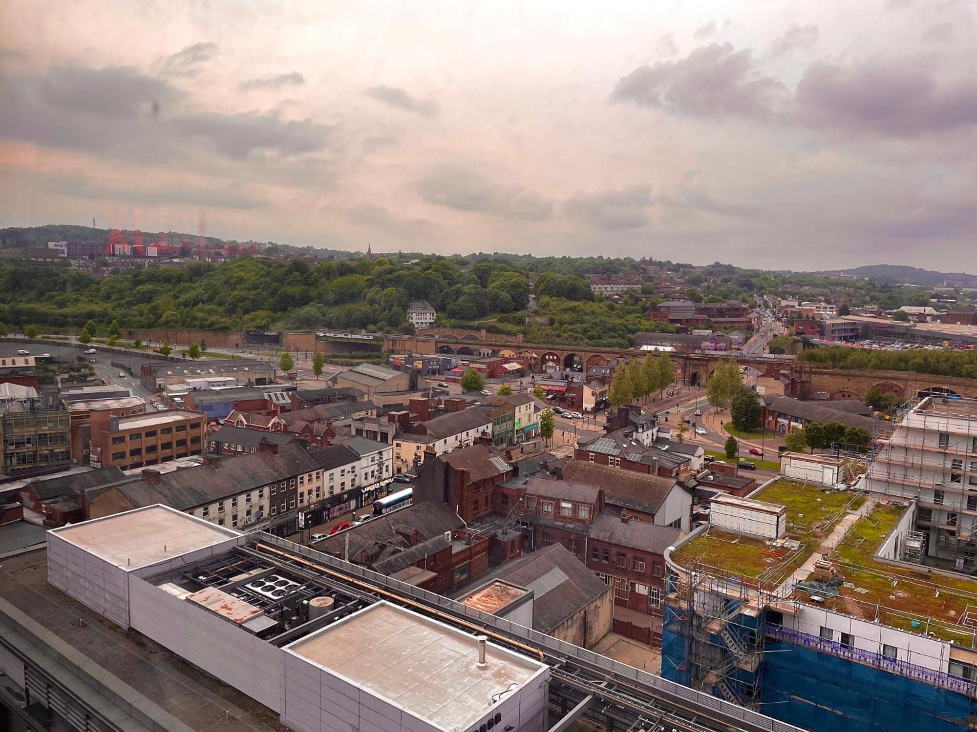 Penthouse Gem, Central, Scenic Views, Stylish, Modern, City Centre 2Br シェフィールド エクステリア 写真
